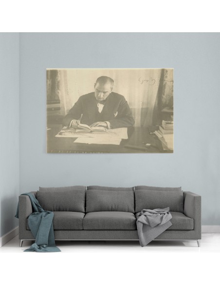 Gazi Mustafa Kemal İmzalı Fotoğraf Kanvas Tablosu 2